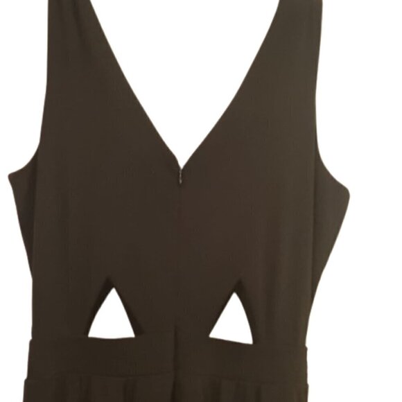 Slinky black sleeveless jumpsuit with cut out waist Size Small - Picture 6 of 8